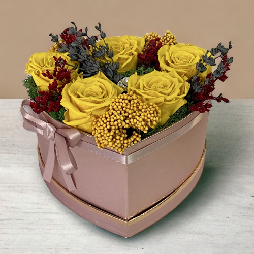 Luxusné kvetinové srdce s farebnou trvácnou kyticou