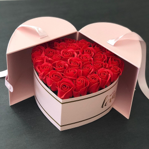Flower box Red Love