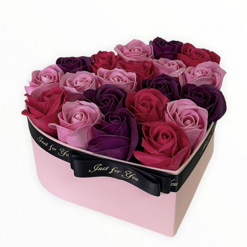 Kvetinové srdce s farebnými ružami Annie