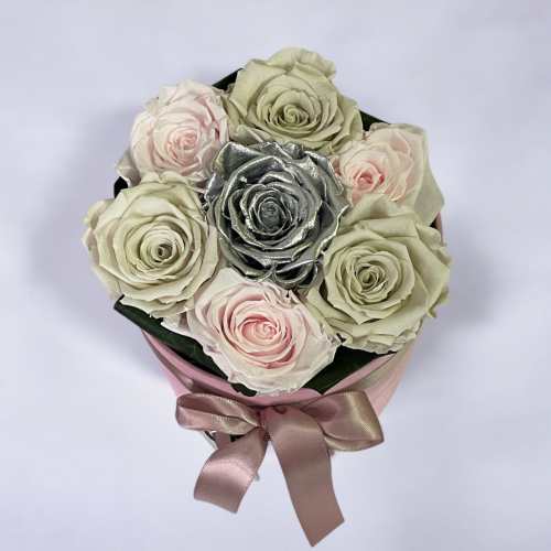 Stabilizované ruže v sametovom flower boxe so strieborným srdcom