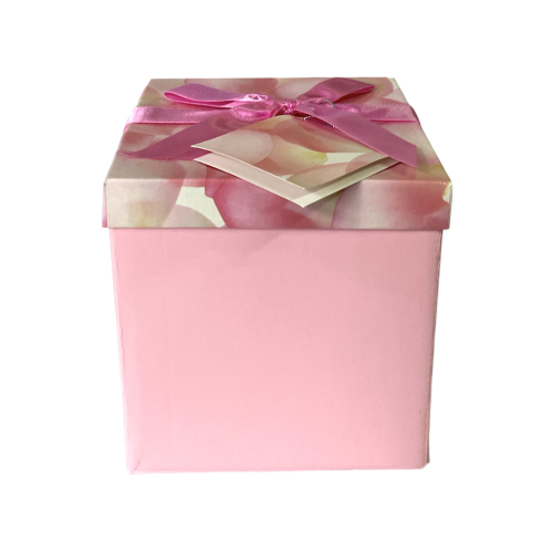 Darčeková krabička s mydlom, pralinkami a krištáľovou sviečkou